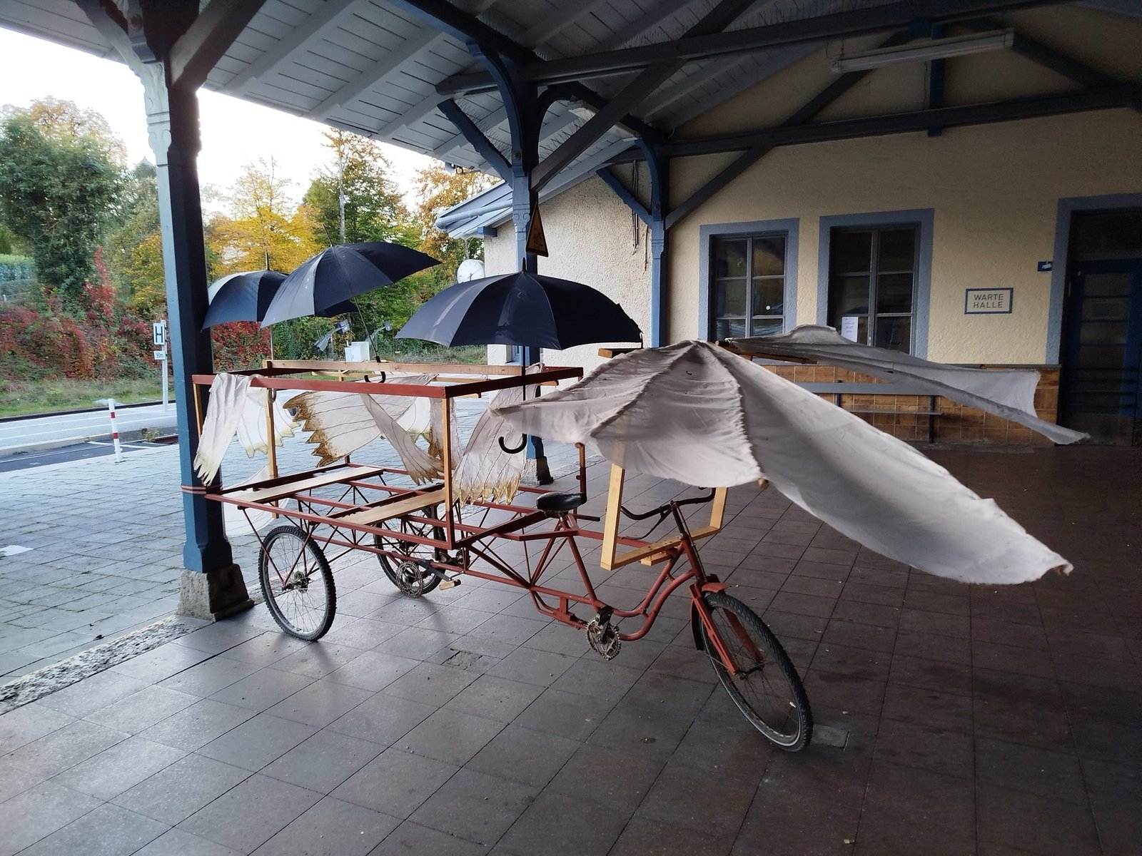 Flugfahrrad nach Karl Valentin Schondorf Bahnhof